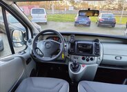 Opel Vivaro 6