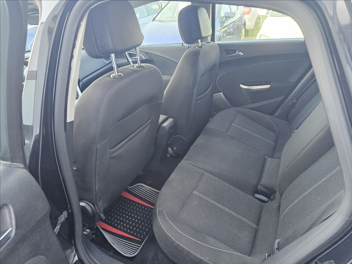 Opel Astra Hatchback 1,6 l 132 kw