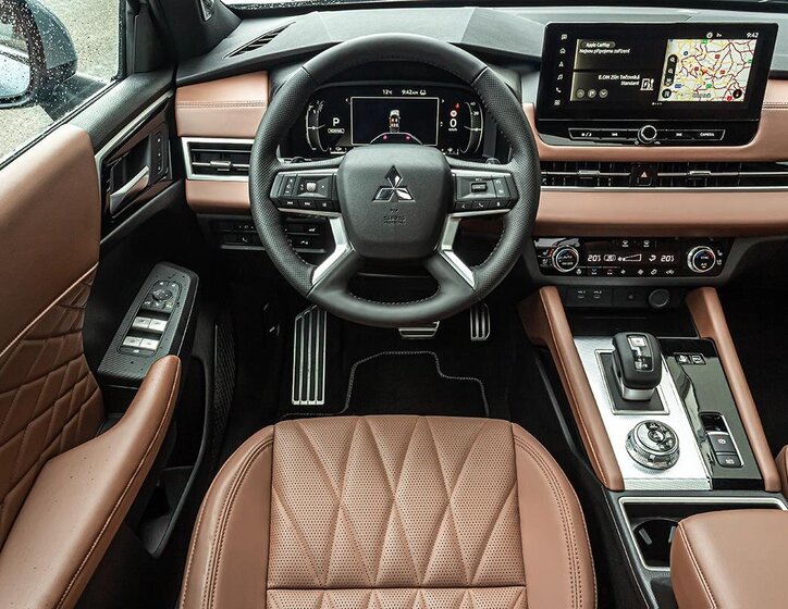 Mitsubishi Outlander 15