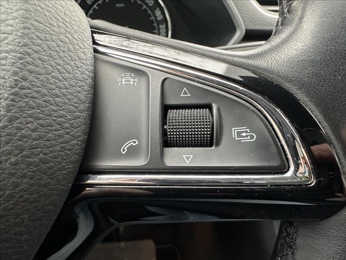 Škoda Superb Kombi 2,0 l 140 kw