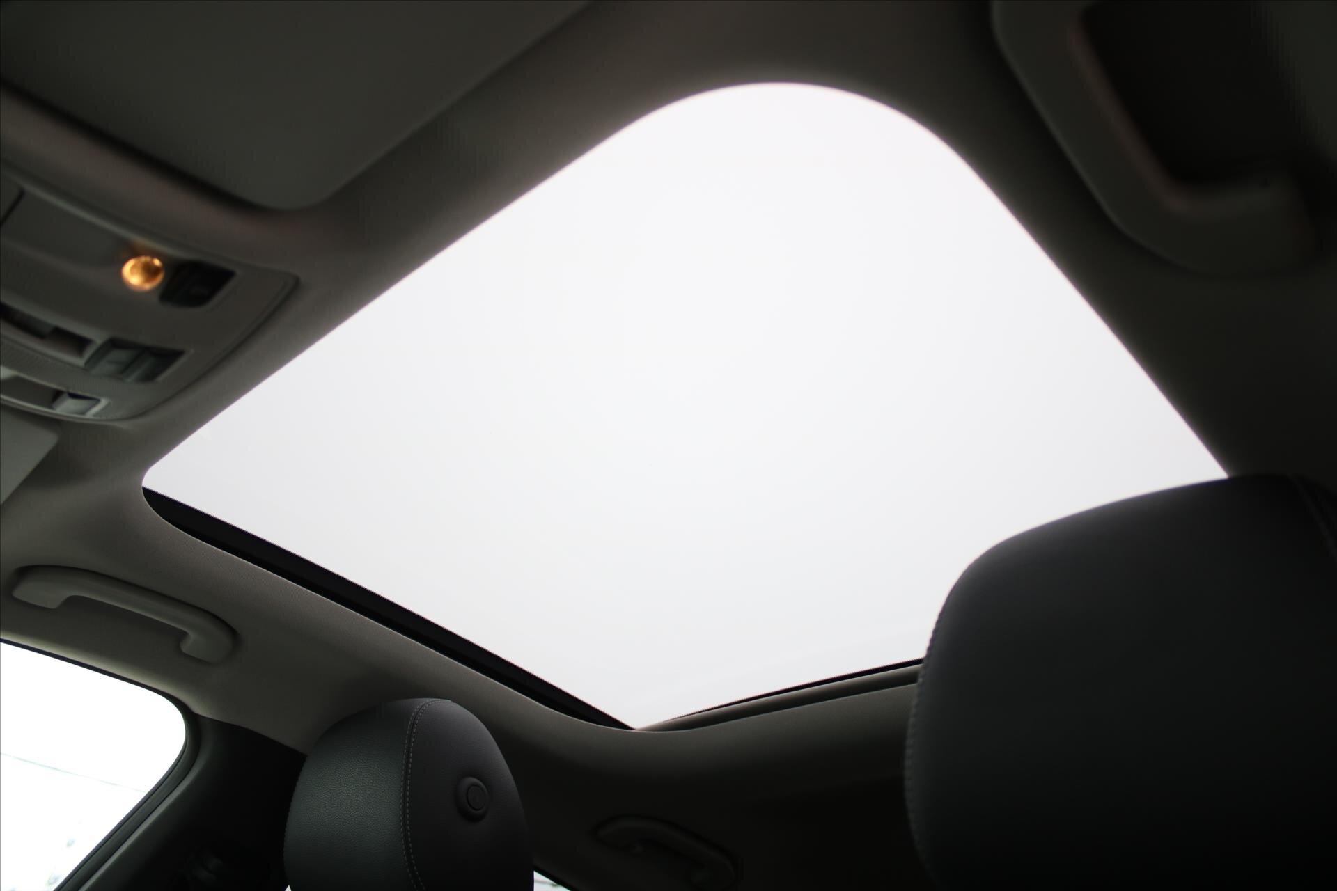 Mercedes-Benz CLA Kombi 2,1 l 100 kw