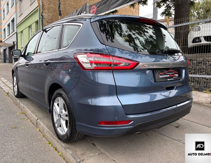 Ford S-MAX 4