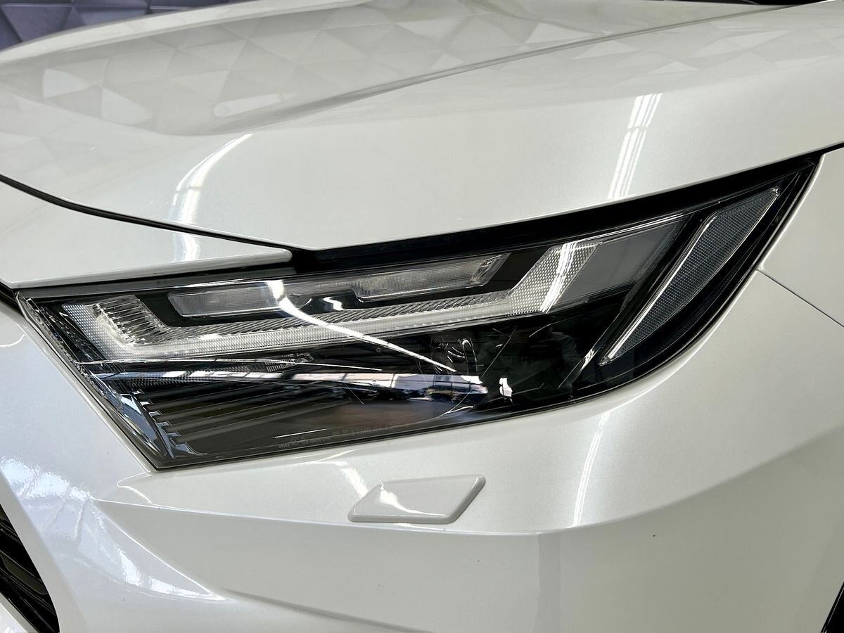 Toyota RAV4 SUV 2,5 l 163 kw