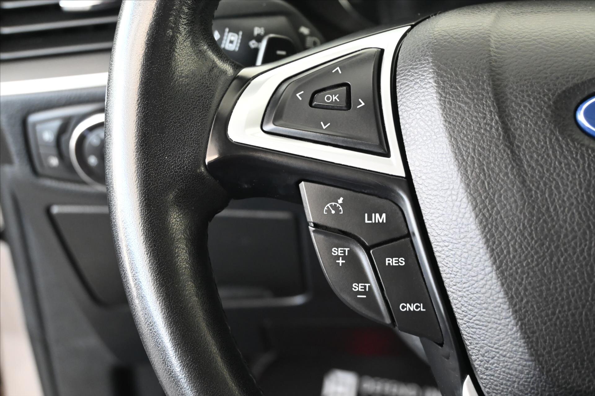 Ford S-MAX MPV 2,0 l 110 kw