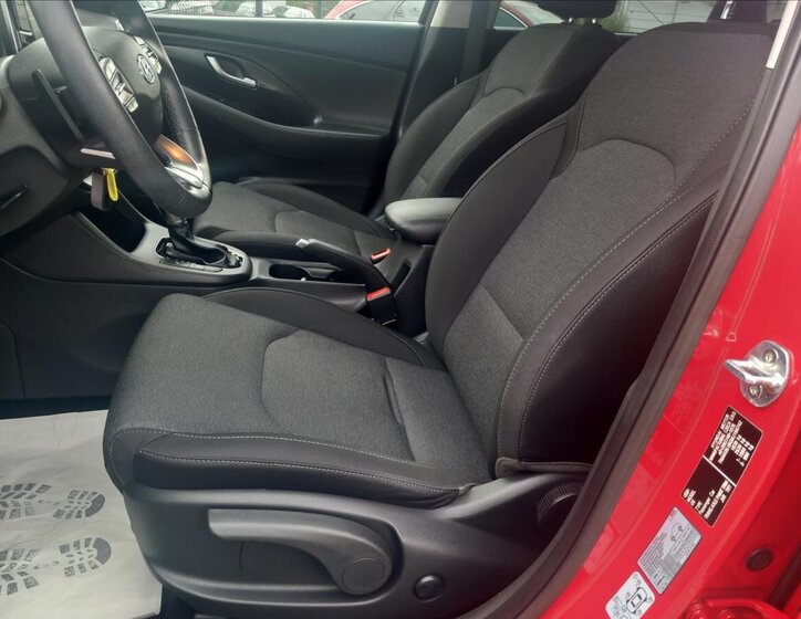 Hyundai i30 Hatchback 998,0 88 kw