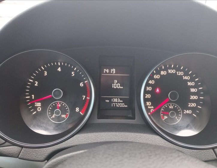 Volkswagen Golf Hatchback 1,6 l 75 kw