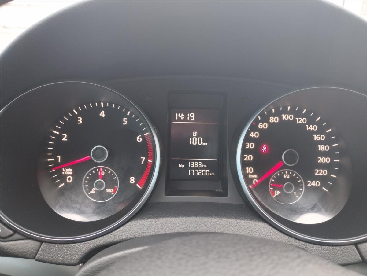 Volkswagen Golf Hatchback 1,6 l 75 kw