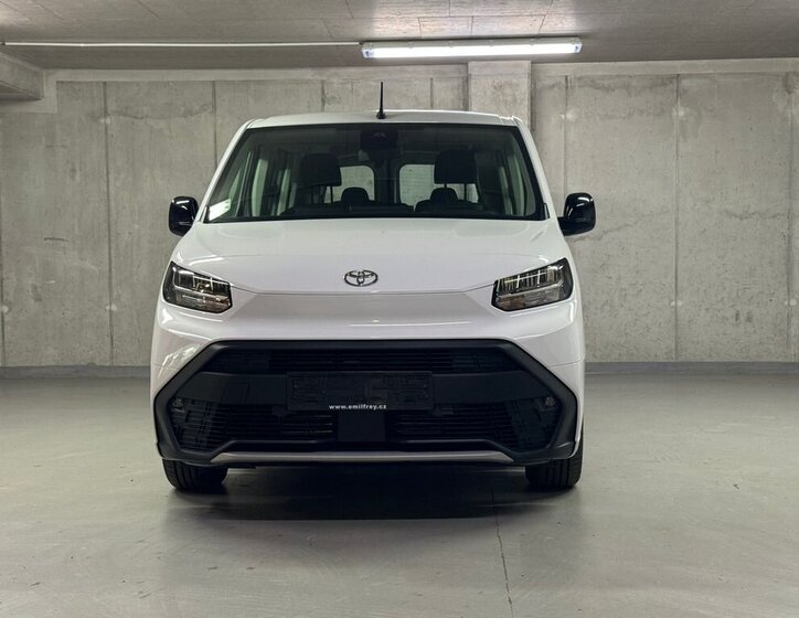 Toyota ProAce City Verso MPV 1,5 l 96 kw