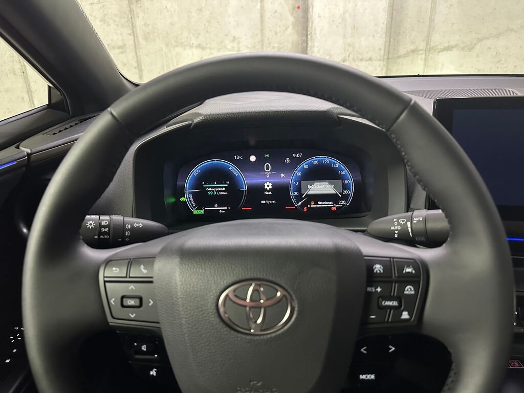 Toyota C-HR Hatchback 1,8 l 90 kw