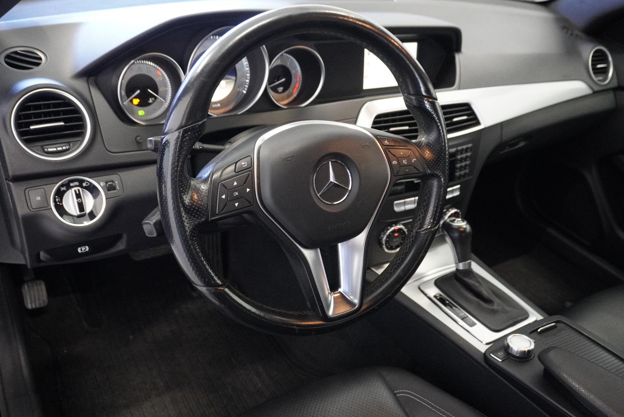 Mercedes-Benz Třídy C Ostatní 3,5 l 228 kw