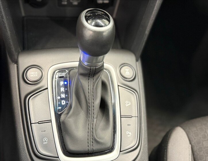 Hyundai Kona SUV / Terénní 1,6 l 130 kw