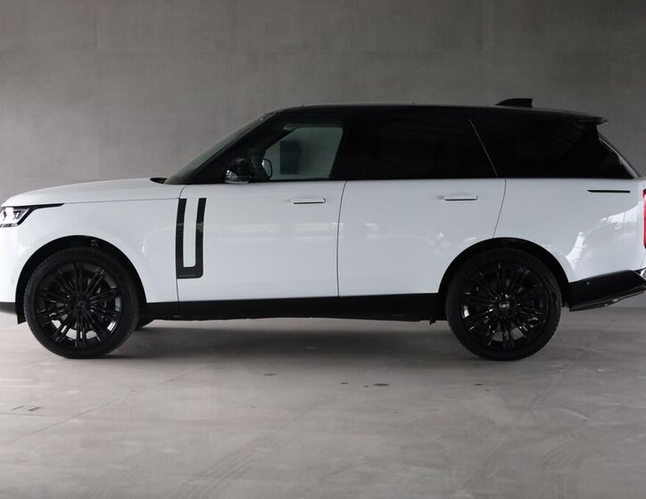 Land Rover Range Rover SUV / Terénní 4,4 l 390 kw