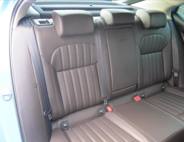 Škoda Superb Liftback 2,0 l 200 kw