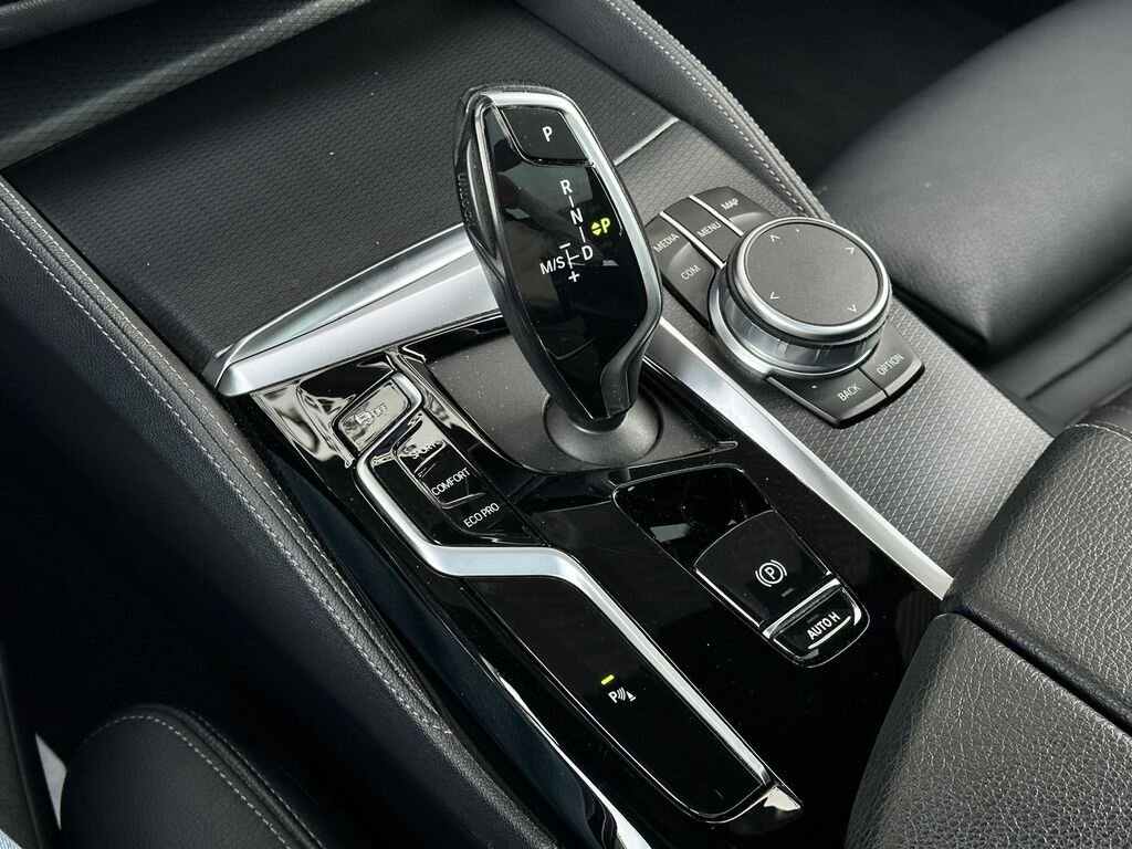 BMW Řada 5 Kombi 3,0 l 245 kw