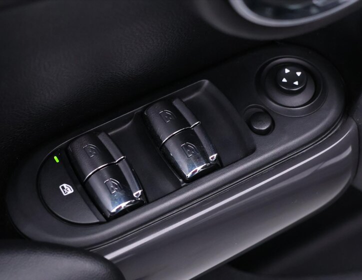 Mini Cooper Hatchback 1,5 l 100 kw