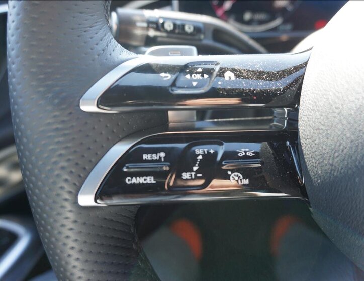 Mercedes-Benz Třídy E 21