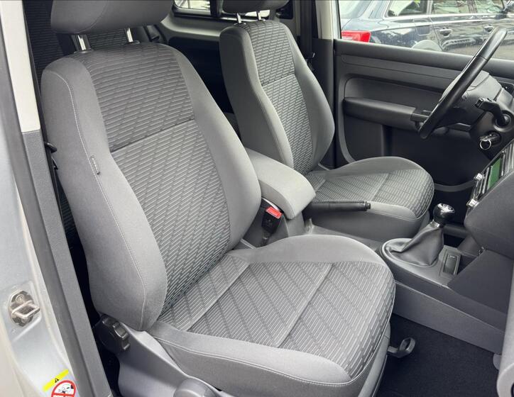Volkswagen Caddy 32