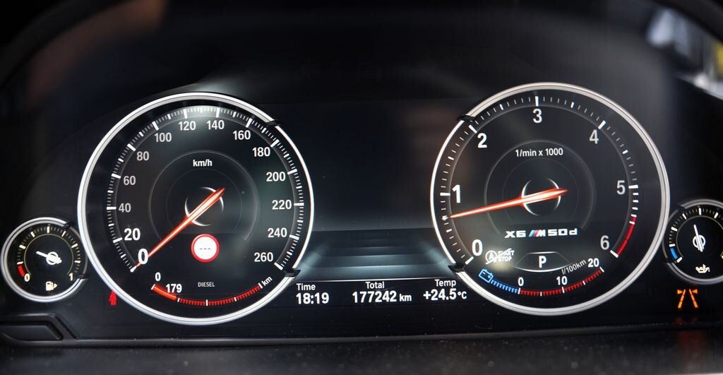 BMW X6 SUV / Terénní 3,0 l 280 kw