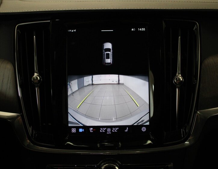 Volvo V90 Kombi 2,0 l 220 kw