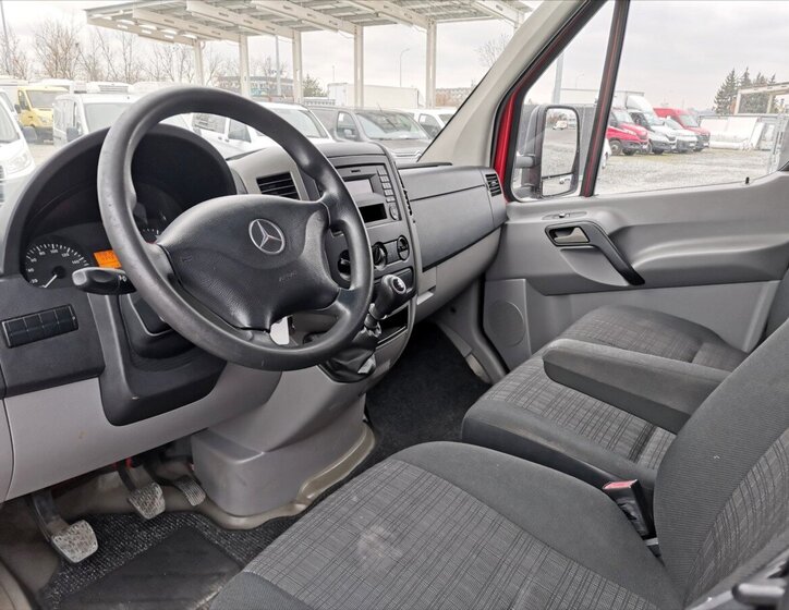 Mercedes-Benz Sprinter 6