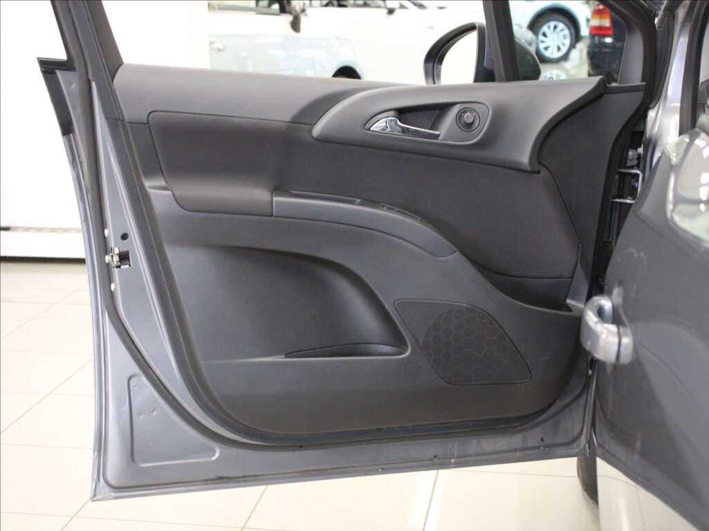 Opel Meriva MPV 1,4 l 88 kw