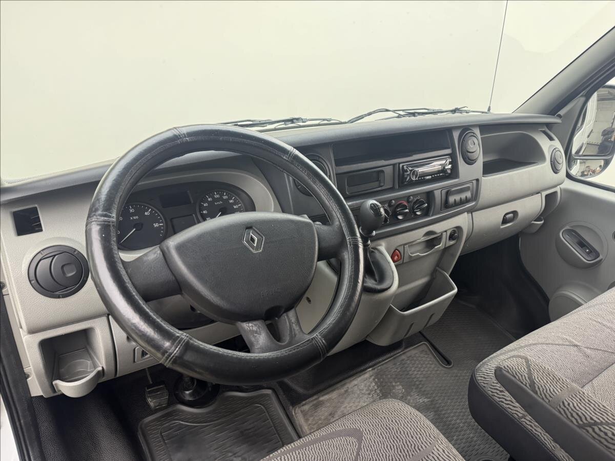 Renault Master Skříň 2,5 l 74 kw