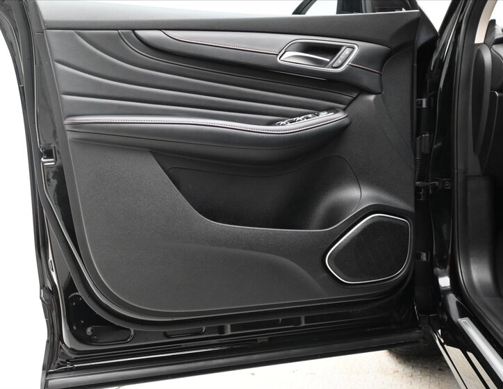 MG EHS SUV 1,5 l 119 kw