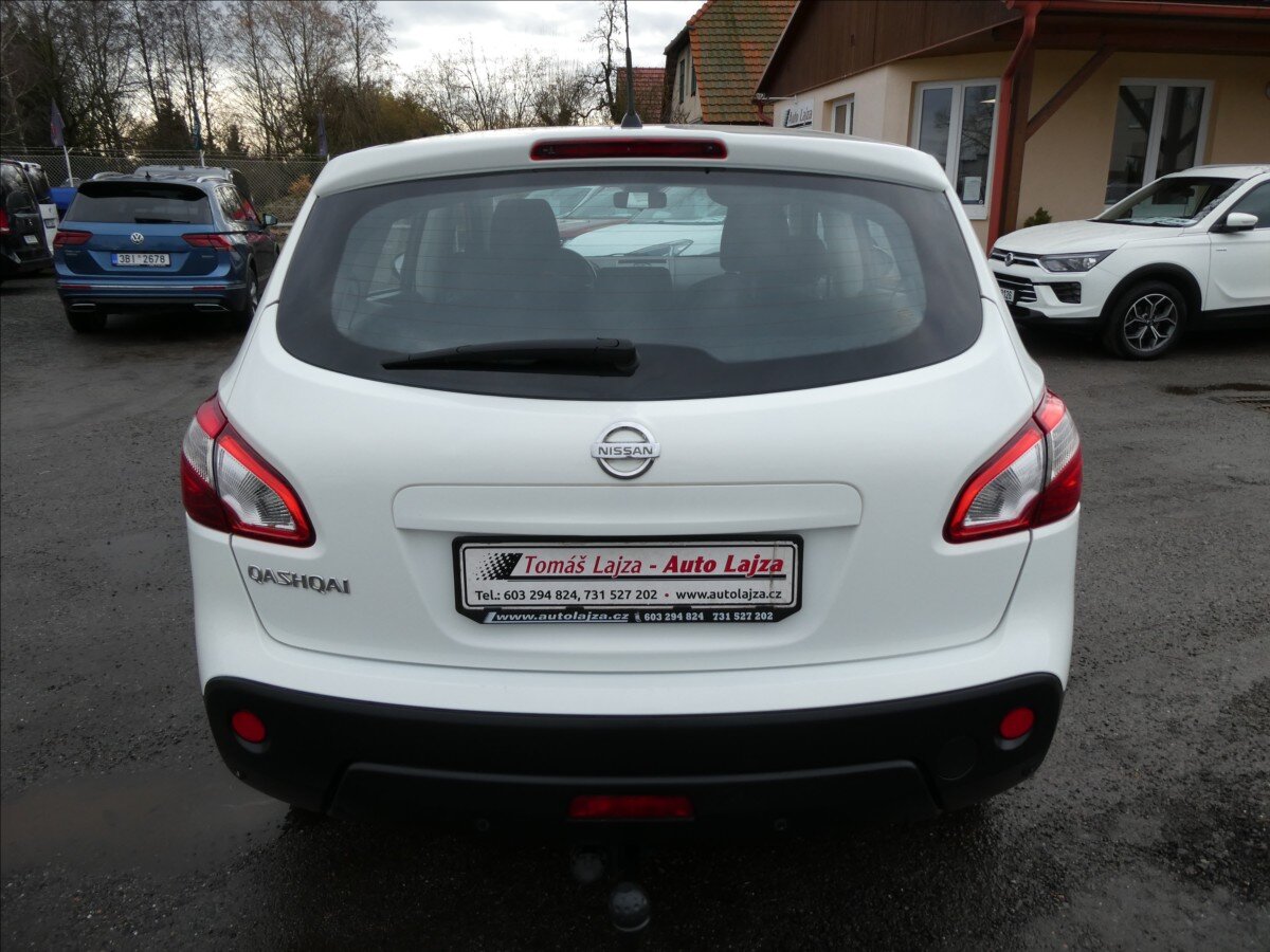 Nissan Qashqai SUV 2,0 l 104 kw