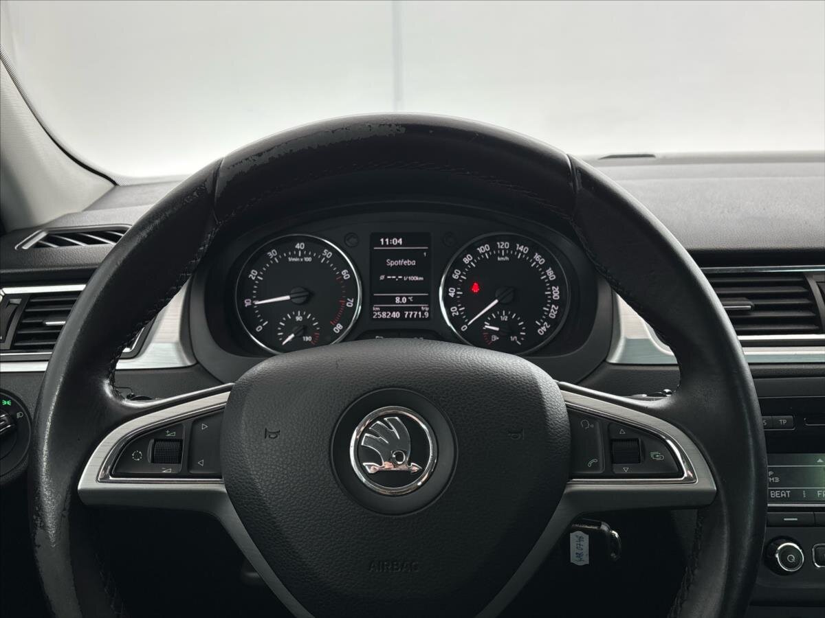 Škoda Rapid Liftback 1,2 l 77 kw