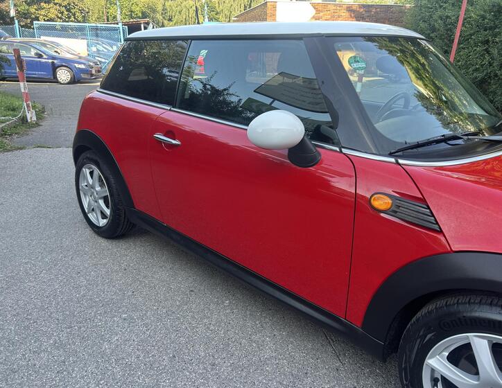 Mini Cooper 9