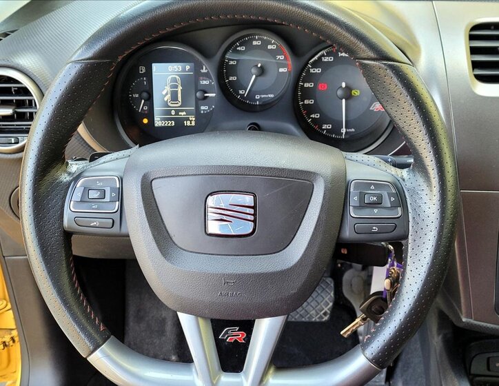 Seat Leon Hatchback 2,0 l 185 kw