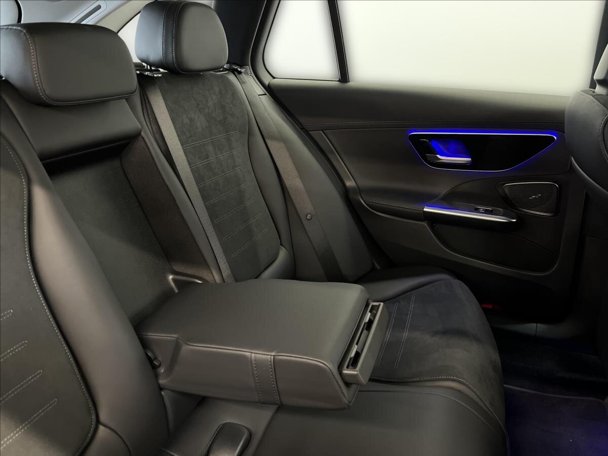 Mercedes-Benz Třídy C Kombi 2,0 l 145 kw