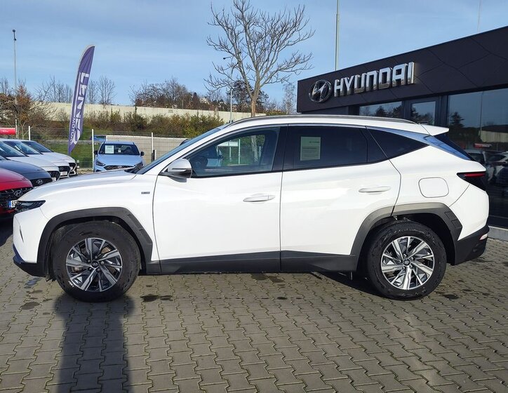 Hyundai Tucson SUV 1,6 l 100 kw