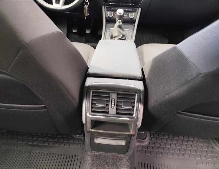 Škoda Superb Sedan 1,4 l 92 kw