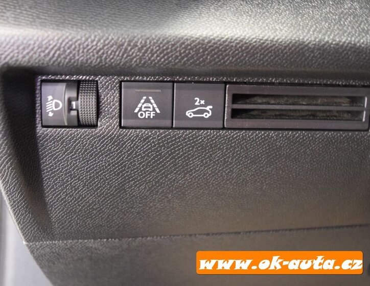 Citroën C4 X Liftback 1,2 l 96 kw