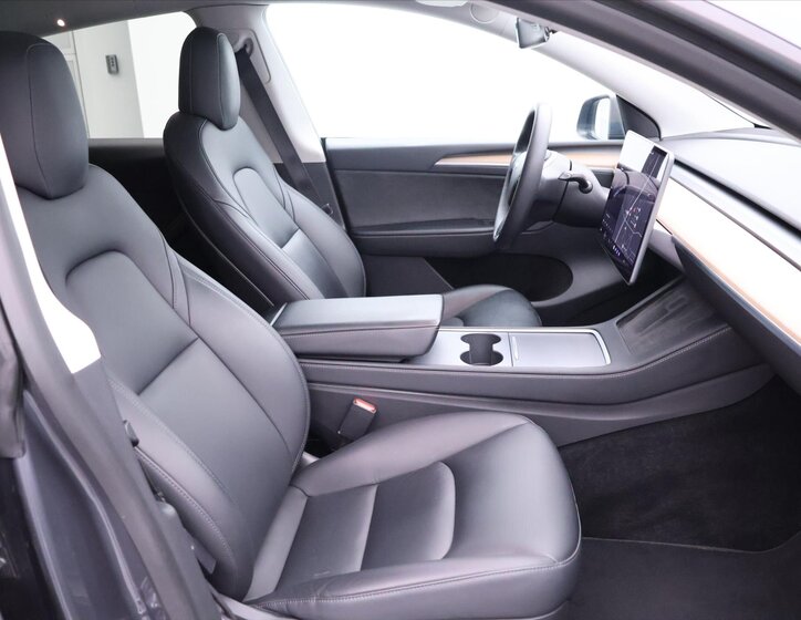 Tesla Model Y SUV 0,0 258 kw