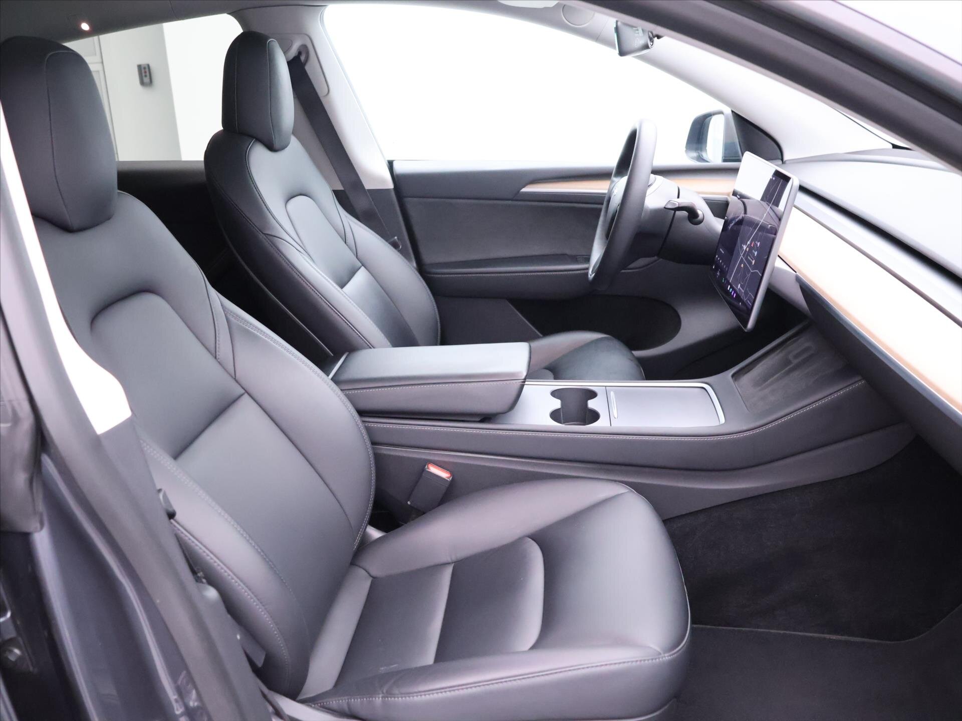 Tesla Model Y SUV 0,0 258 kw