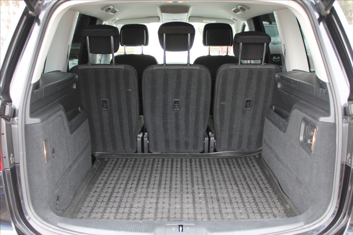 Volkswagen Sharan MPV 2,0 l 110 kw