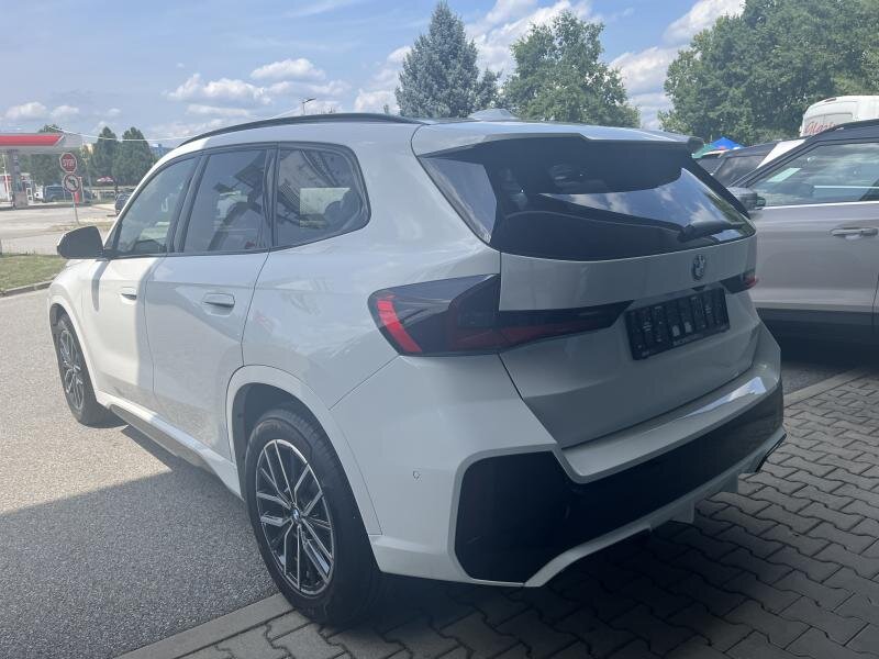BMW X1 SUV 1,5 l 100 kw