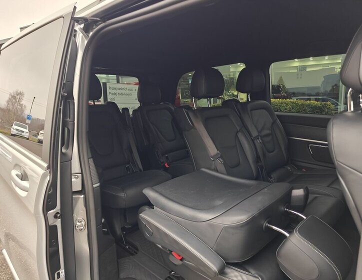 Mercedes-Benz Třídy V 21