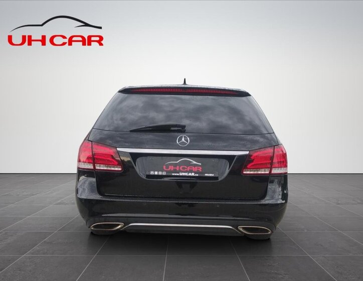 Mercedes-Benz Třídy E Kombi 2,0 l 155 kw