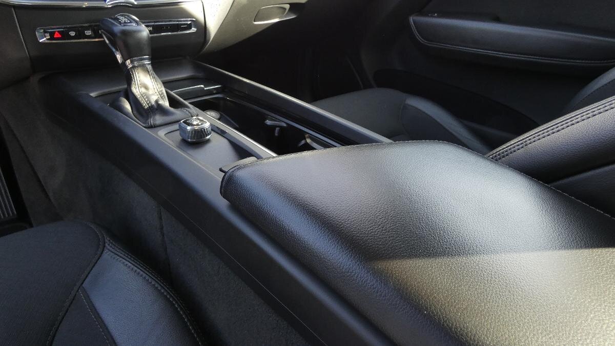 Volvo XC60 SUV / Terénní 2,0 l 140 kw