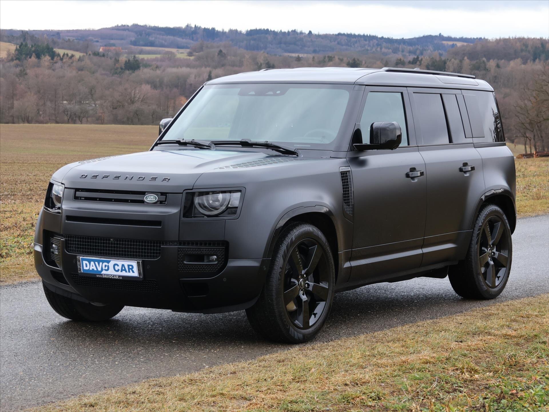 Land Rover Defender SUV / Terénní 5,0 l 313 kw