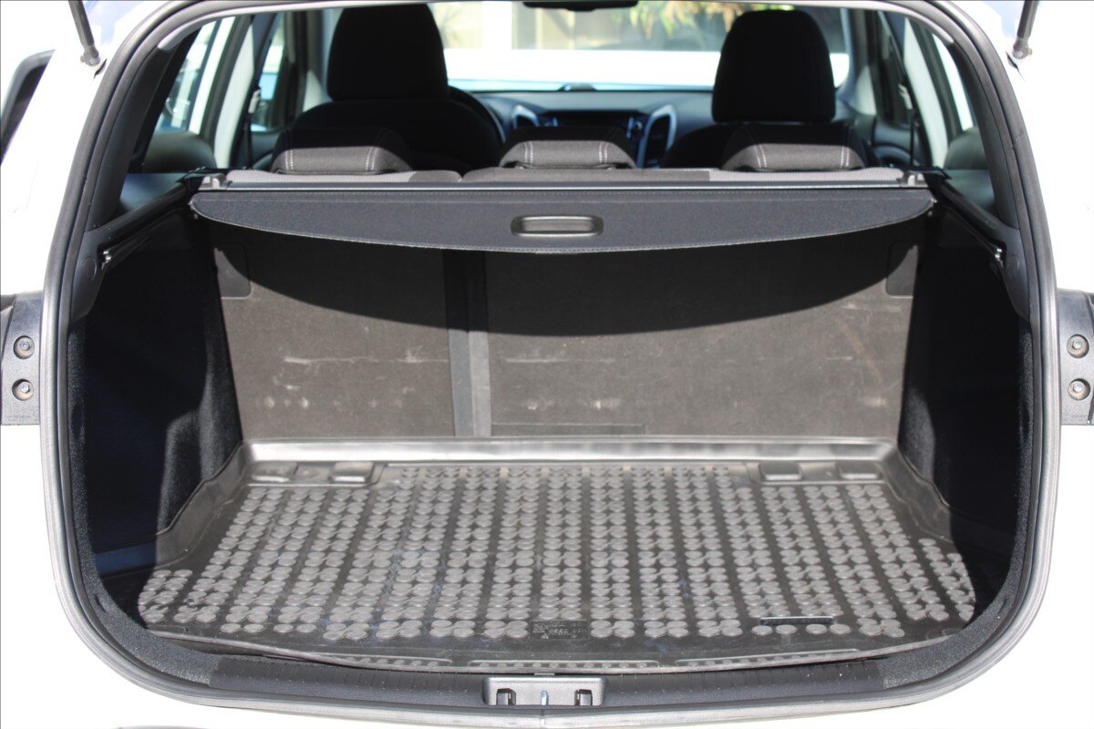 Hyundai i30 Kombi 1,6 l 99 kw