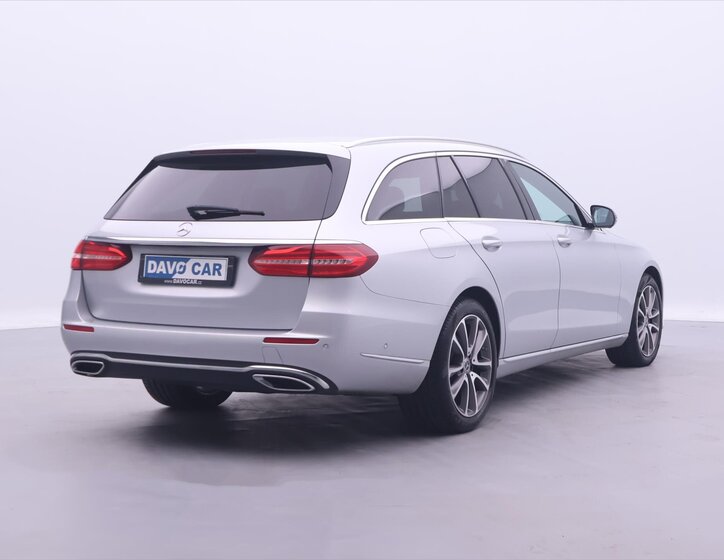 Mercedes-Benz Třídy E Kombi 2,0 l 143 kw
