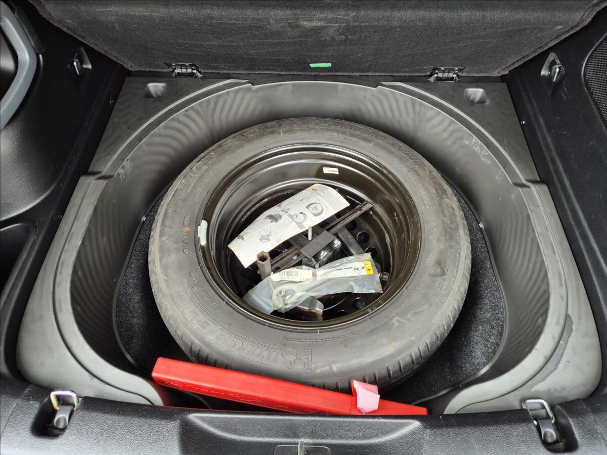 Jeep Cherokee SUV 2,2 l 147 kw