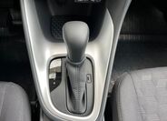 Toyota Yaris 24