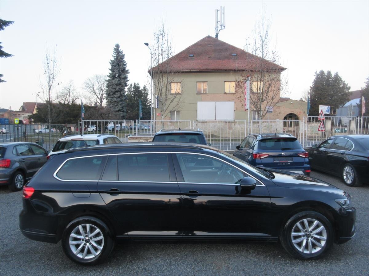 Volkswagen Passat Kombi 2,0 l 110 kw