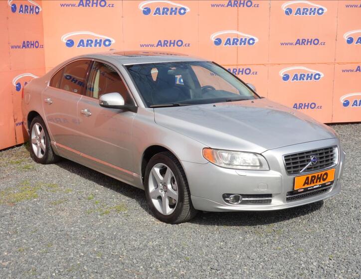 Volvo S80 1