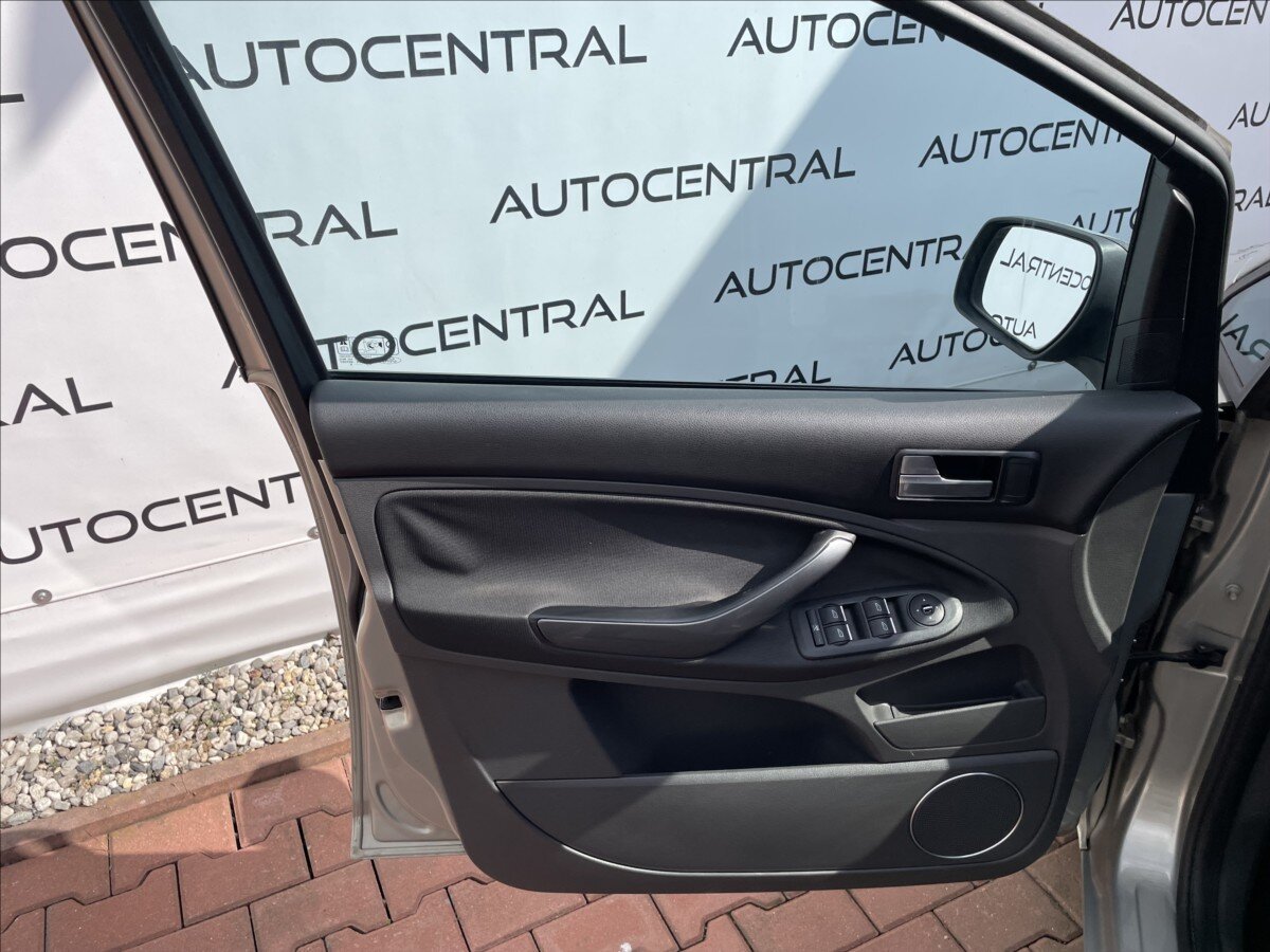 Ford C-MAX MPV 1,8 l 92 kw